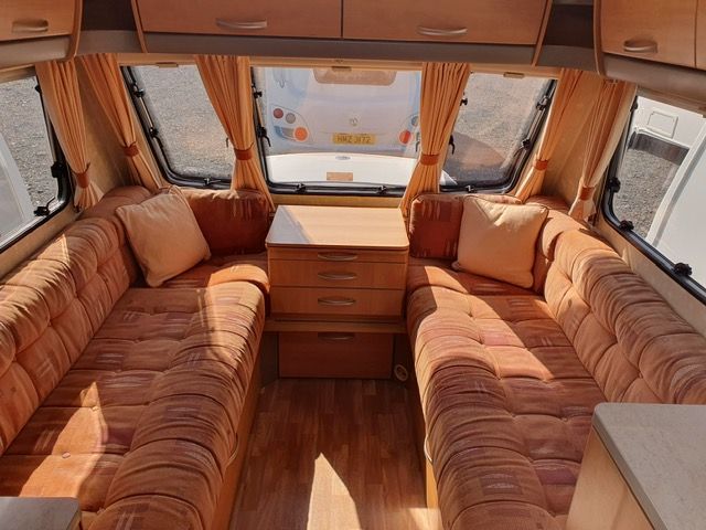 2005 Swift Charisma 570